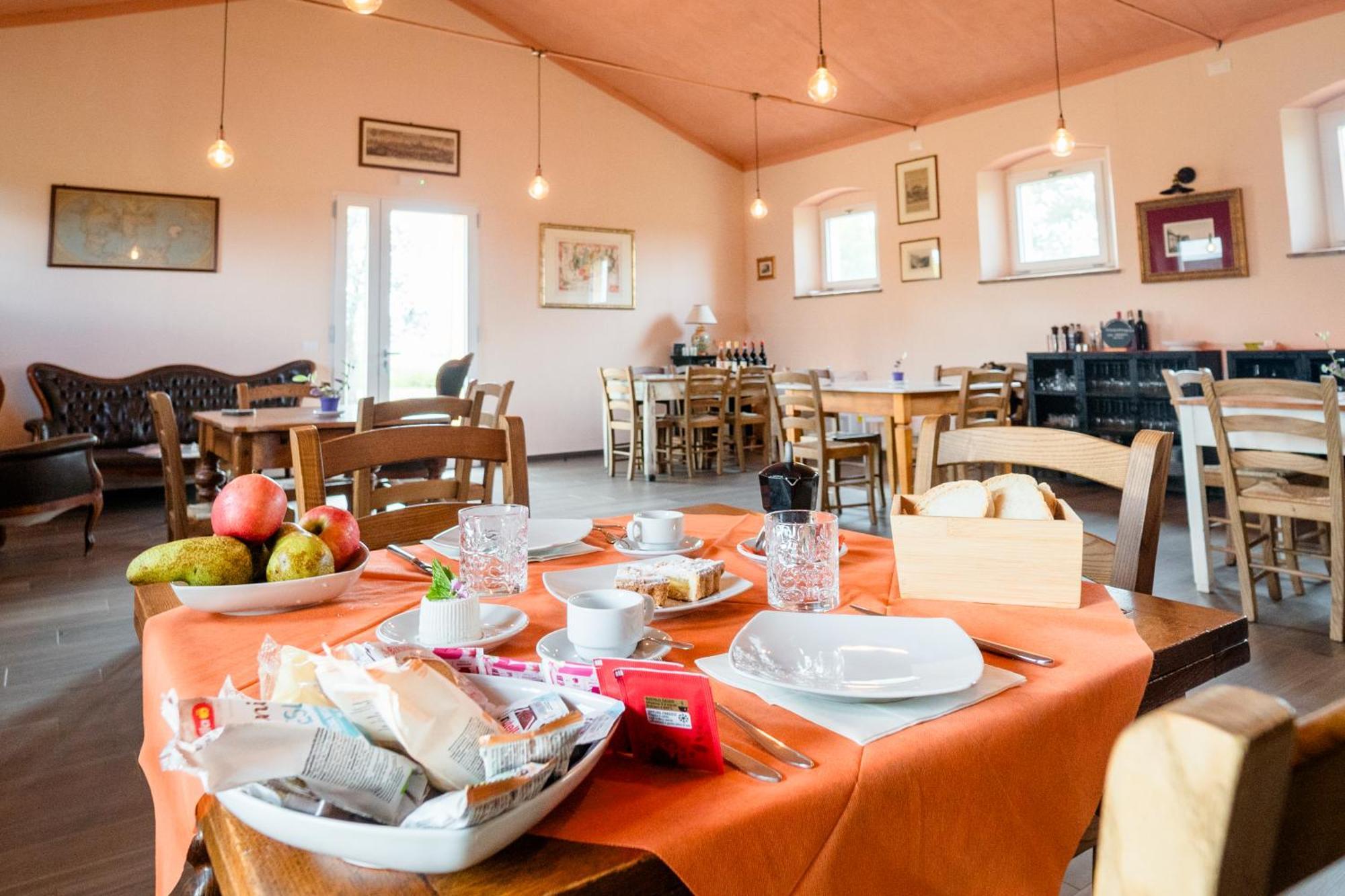 אלברזה Agriturismo Bio Podere 109 - Wine&Food מראה חיצוני תמונה